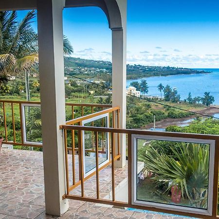 فندق La Terrasse Port South East المظهر الخارجي الصورة
