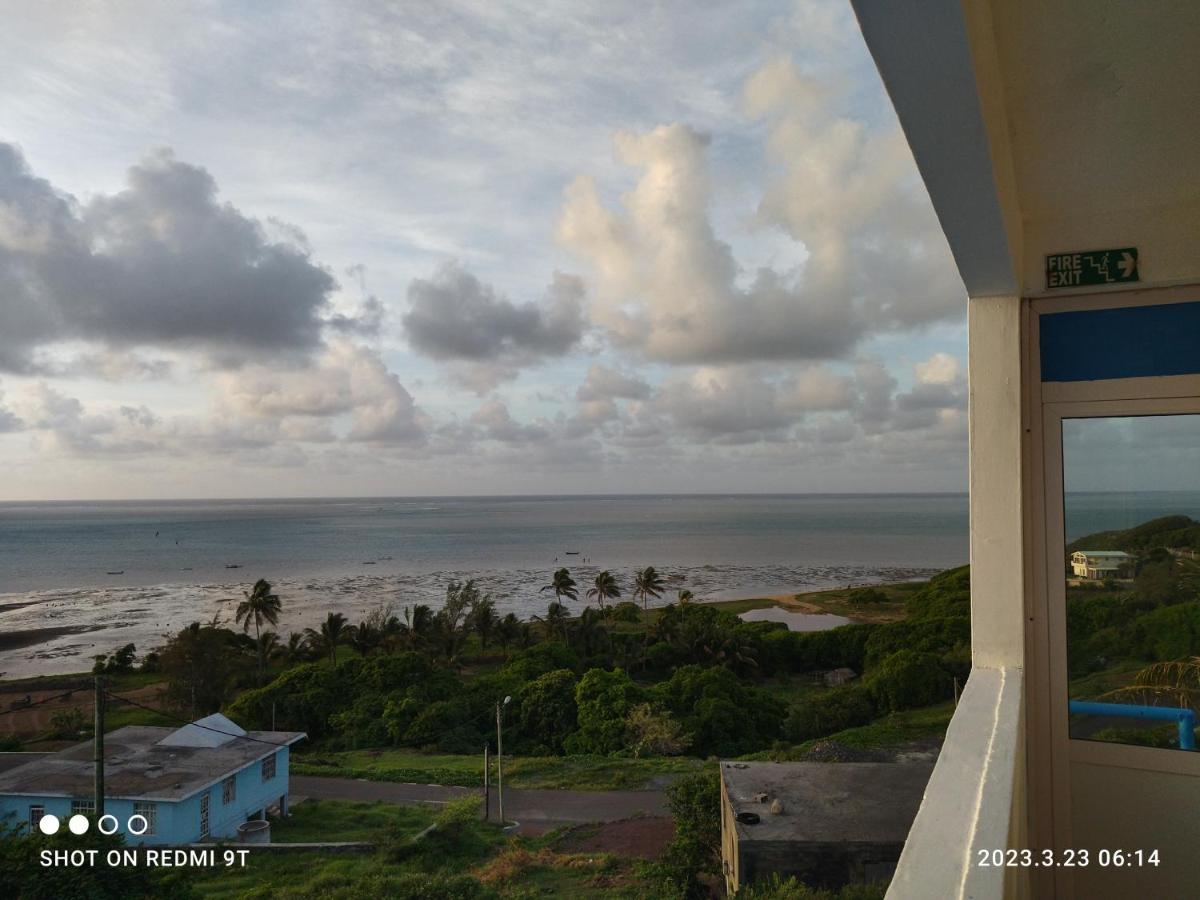 فندق La Terrasse Port South East المظهر الخارجي الصورة